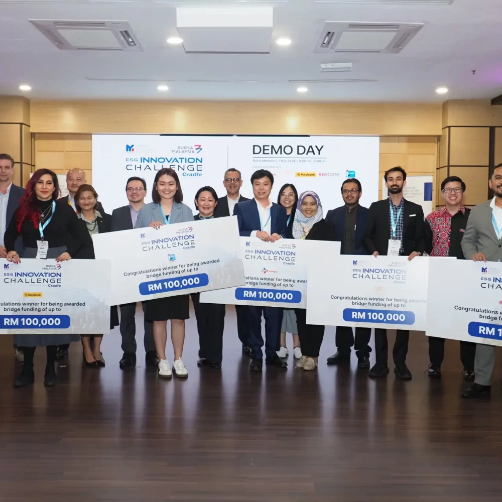 Five startups win MYCentre4IR-Bursa Malaysia ESG Innovation Challenge 2024